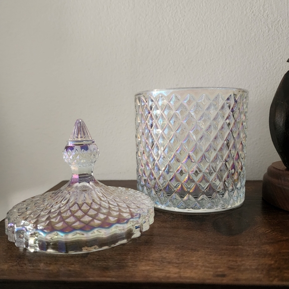 Beautiful Iridescent Glass Candy Storage Jar with Lid - Picture 6 of 8